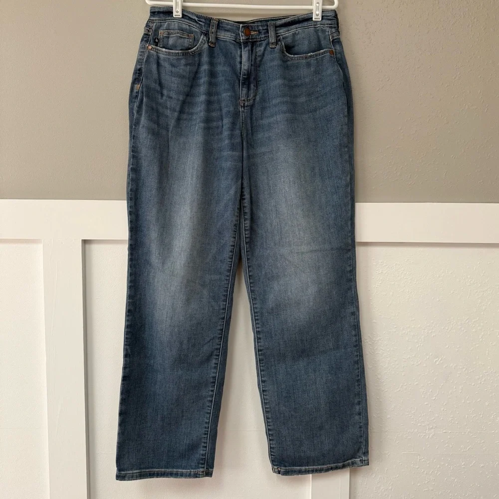 Judy Blue High Waist Straight Denim Jeans